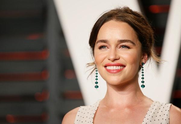 14. Game of Thrones’un yıldızı Emilia Clarke, çıplak sahnelerde oynaması için kendisine baskı yapıldığını açıkladı.