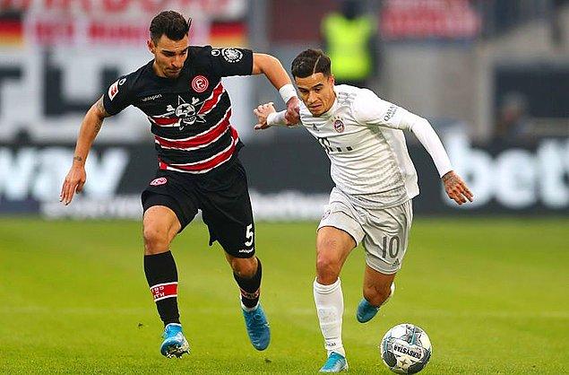Kaan Ayhan, Fortuna Düsseldorf'un sahasında Bayern Münih'e 4-0 kaybettiği maça ilk 11'de başladı ve 90 dakika sahada kaldı.