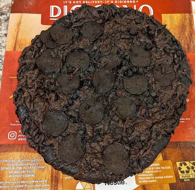 18. Pizzayı 8 saat fırında unutunca;