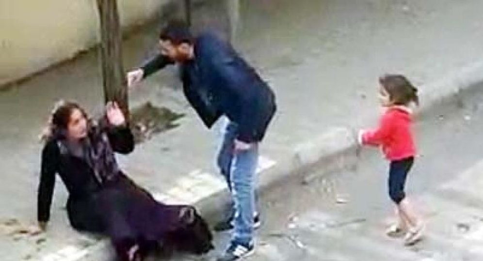 Eşini Darp Eden ve Gözaltına Alınan Saldırgan Adli Kontrolle Serbest