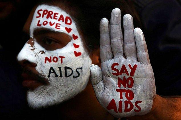 "HIV ile yaşayanlar da hasta değildir"