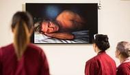 Видео со спящим Дэвидом Бэкхэмом показывается в больнице, где он родился