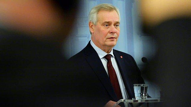 Geçtiğimiz hafta Salı günü eski başbakan Antti Rinne artan tepkiler üzerine istifasını vermişti.