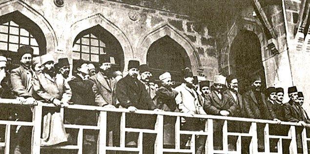 1877 - 2. Meclis-i Mebusan, çalışmalarına başladı.