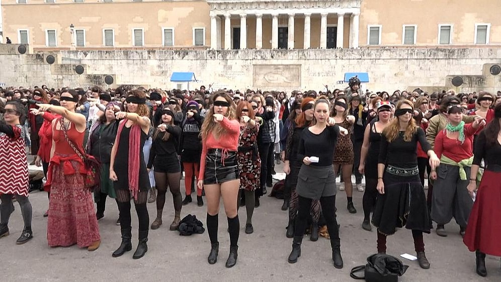 #LasTesis Hareketi Yunanistan'da: Kadınlar, Erkek Şiddetini Dans Ederek Protesto Etti!