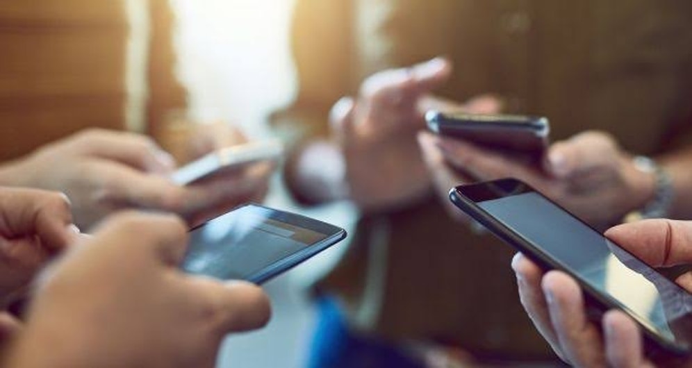 Sosyal Medya Bağımlısı Çıktık: Twitter ve Instagram Kullanımında Avrupa'nın İki Katıyız