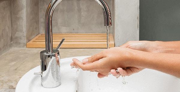 14. Misafirlik için bir eve gitmişseniz önce ellerinizi yıkayın.
