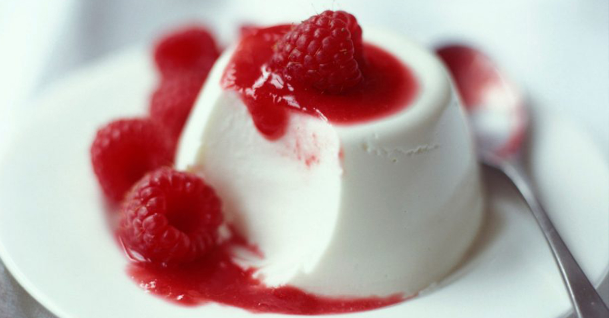 Panna Cotta Tarifi Hafif Sütlü Bir İtalyan Tatlısı! Panna Cotta Nasıl