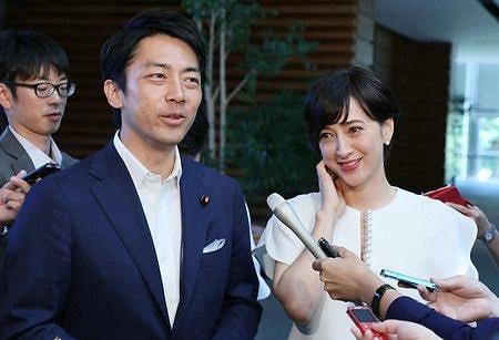 Такого еще не было! В Японии впервые министр использует отпуск по уходу за ребенком