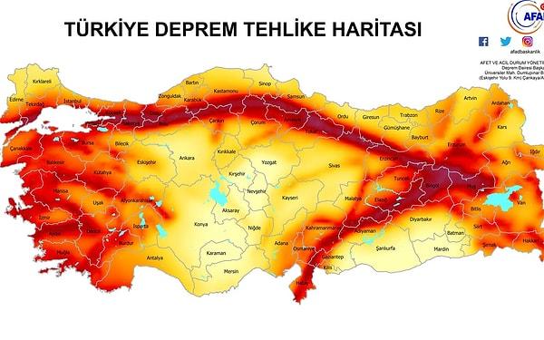 Hemen aşağıda görmüş olduğunuz harita AFAD tarafından hazırlanmış olan ve Türkiye'nin deprem riski ortaya koyan bir fay hattı haritası.