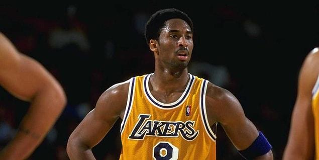 Bryant liseden mezun olduktan sonra üniversiteye gitmeden direkt Lakers'a adımını attı ve tüm kariyerini bu kulüpte sürdürdü.
