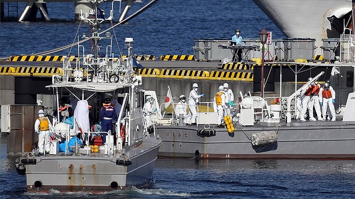 Japonya'da 3.500 Kişinin Bulunduğu Dev Yolcu Gemisi Karantinaya Alınmıştı: 10 Kişide Koronavirüs Saptandı