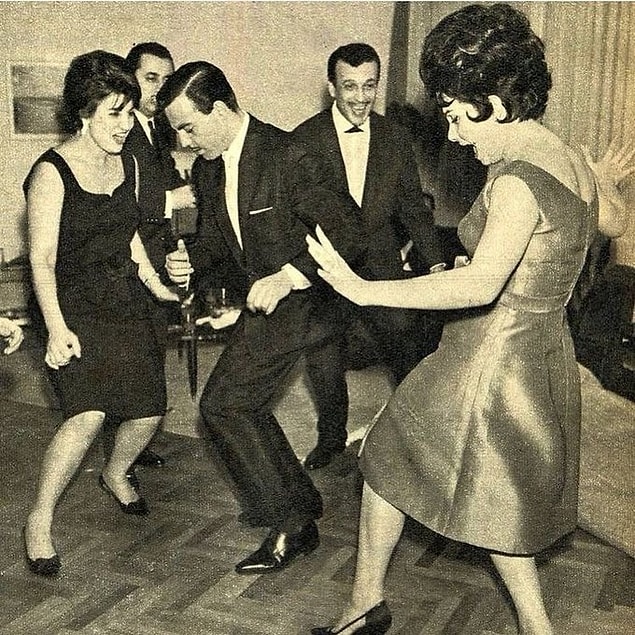 22. Ayhan Işık, Sadri Alışık ve Belgin Doruk, İstanbul, 1970.