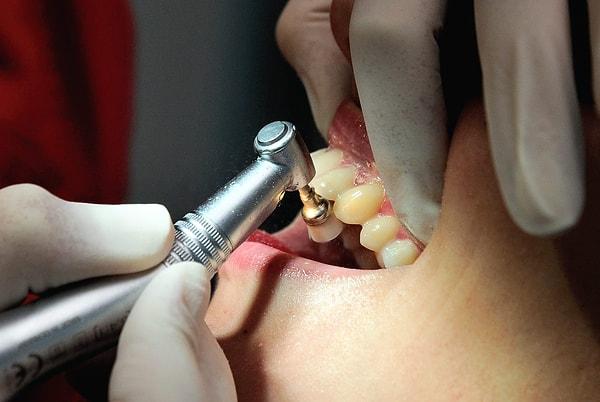 14. "Diş hekimi olduğum ilk aylarda bir tane erkek hastam vardı..."