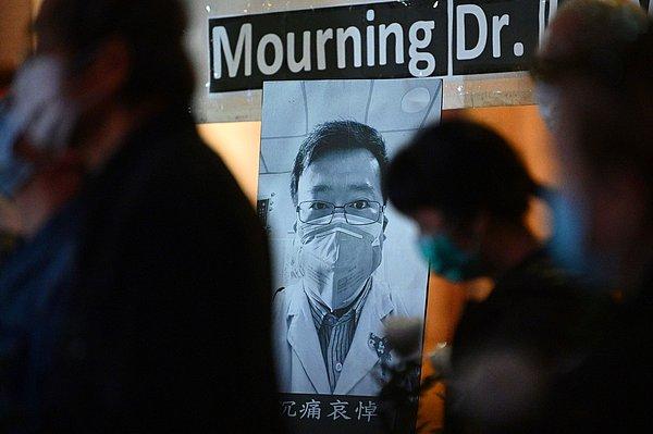 Geçtiğimiz haftalarda ölen Doktor Li Wenliang, virüsle ilgili ilk uyarıyı yapan isimlerden biriydi.