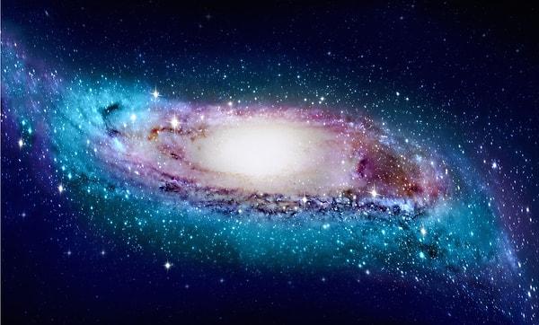 11. "Bugün Samanyolu'nun görsellerinin bilim insanlarının bu galaksinin nasıl göründüğüne dair oluşturduğu bir simülasyon olduğunu fark ettin."