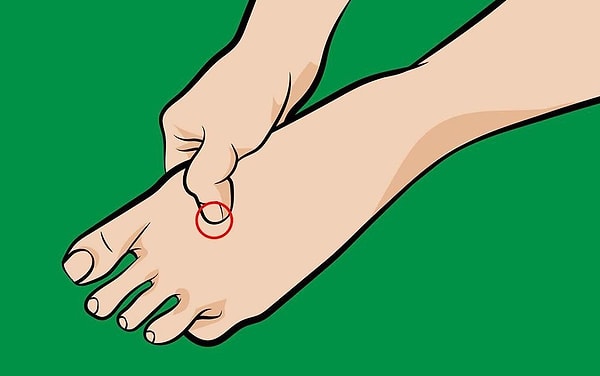 5. Точка между ножными пальцами