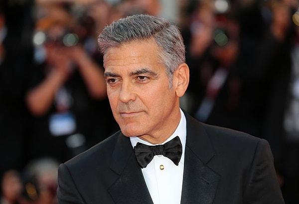 5. "Annem 1990'larda George Clooney ile yemeğe çıkmış."