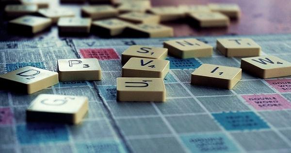 1. Fransızca Scrabble dünya birincisi Fransızca konuşmayı bilmiyor.
