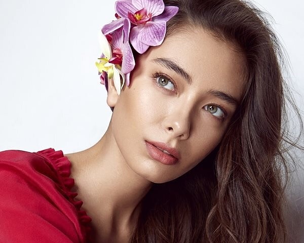 3. Неслихан Атагюль