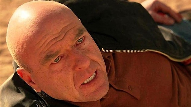 14. Breaking Bad'in sevilen karakterlerinden Hank Schrader, Better Call Saul ile ekranlara dönüyor.