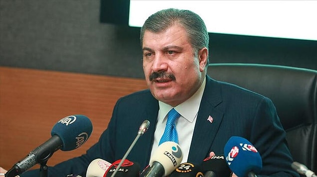 Sağlık Bakanı Fahrettin Koca'nın Türkiyede bir erkek hastada Koronavirüs testinin pozitif çıktığını açıklaması üzerine tüm Türkiye korku içinde ne yapacağımızı düşünmeye başladık. Virüsü öldürücü etkisi olduğu söylenen kolonyaları, dezenfektanları depolamanın yanı sıra, marketlerden makarna ve bakliyat stokları yapanlar da oldu.