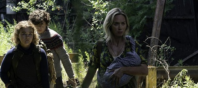 13. John Krasinski, "A Quiet Place 3" için çalışmalara başladı.