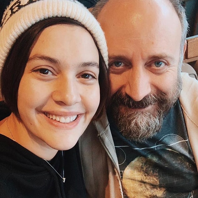 4. Bergüzar Korel ve Halit Ergenç çifti ikinci çocuklarına kavuştu!