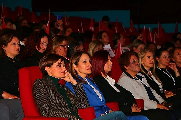 Korona Günlerinde Kongre: Kadın Kolları Toplantısını İptal Etmeyen CHP Tepkilerin Odağında