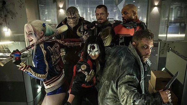 10. Warner Bros, Suicide Squad 2’nin çıkış tarihini 6 Ağustos 2021 olarak belirledi.  Joker’i malesef Sucide Squad 2’de göremeyeceğiz.