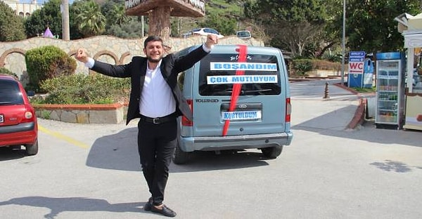 İddiasına göre severek evlendiği eşi, düğünün ertesi günü takıları alıp, annesinin evine gitti.