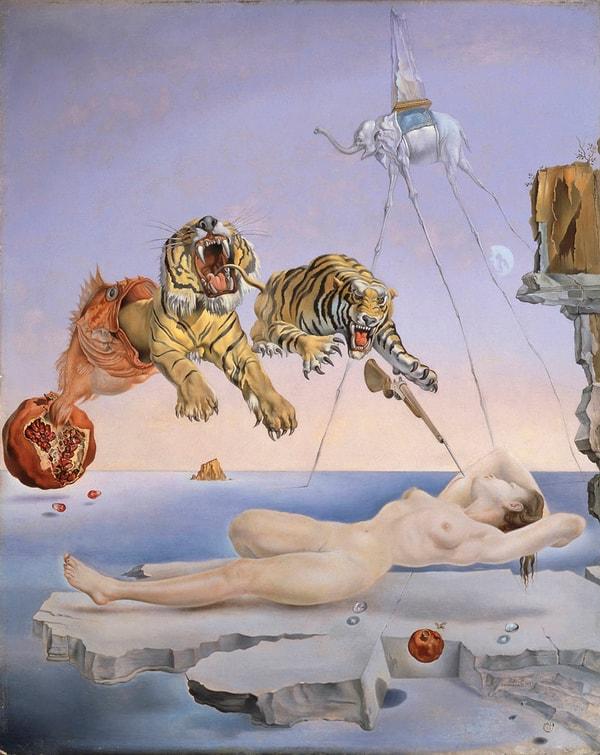 Salvador Dali'nin her bir eserinde, aklımızda yeni soru işaretleri belirdiğini gizleyecek değiliz. Onun tablolarında hayranlıkla kafa karışıklığı arasında gidip geliyoruz çoğu zaman.