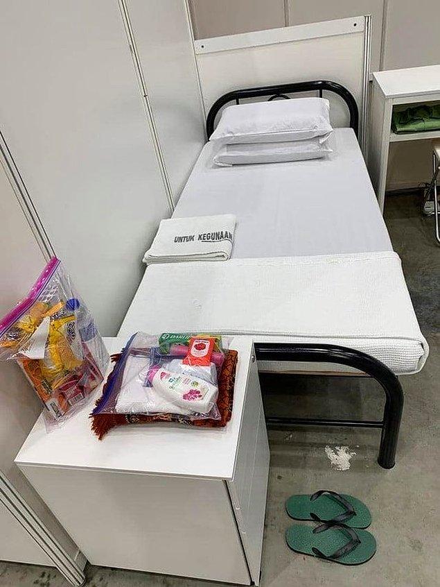 14. Malezya'da hükumet kovid-19 hastaları için geçici bir hastane inşaa ettiler. Tuvalet malzemeleri, yiyecek, ilaç ve tedavi tamamen ücretsiz.
