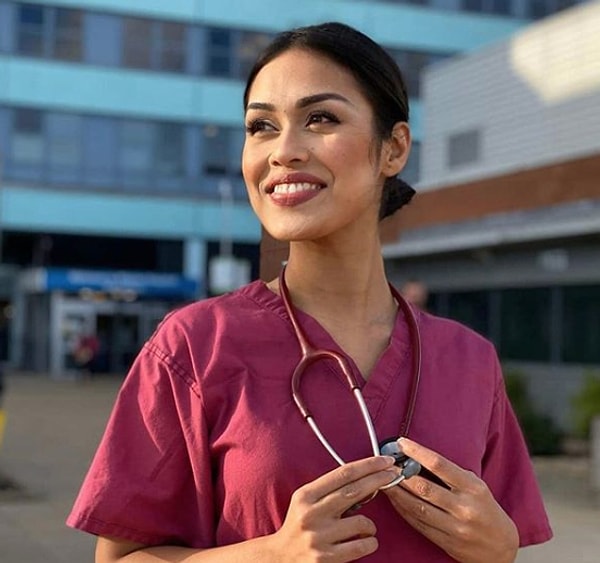 По официальным данным Университета Джона Хопкинса, в Великобритании произошло более 48 тысяч новых случаев коронавируса и около 5 тысяч смертей.