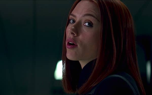 6. Когда Черная Вдова закончила драку в "Капитане Америка: Зимний Солдат" без единой капли пота и смазанного макияжа.