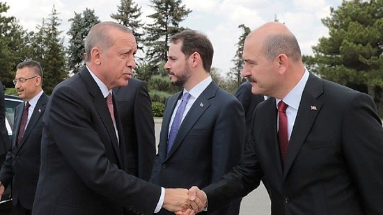 Selvi: "Soylu İstifadan Önce Erdoğan'la Görüştü, 'Efendim, Sizin Elinizi Rahatlatmak İçin Yapıyorum' Dedi"