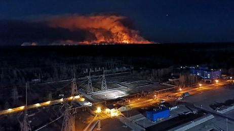 Çernobil'deki Yangın Söndürülemedi: Alevler Nükleer Santralin Bulunduğu Bölgeye Doğru İlerliyor