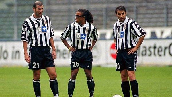 8. Üçlüye bak... Zinédine Zidane, Edgar Davids ve Alessandro Del Piero.