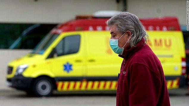 İspanya'da son 24 saatte 585 kişi hayatını kaybetti