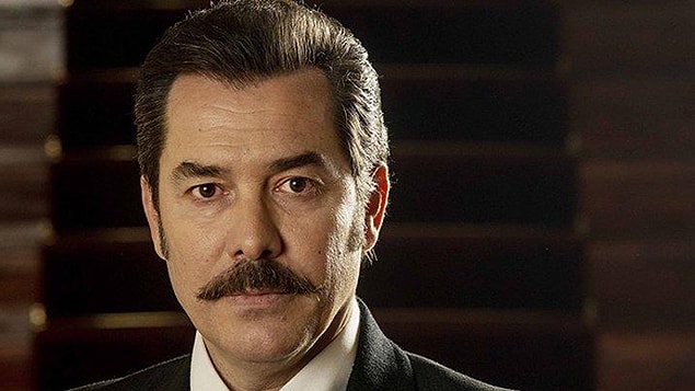 14. İşlerinde çok başarılıdırlar. Fikret Kuşkan gibi yıllarca profesyonelliklerine leke sürdürmeden gelebilirler bu günlere.