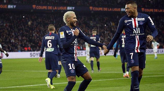Fransa'da Paris St Germain şampiyon ilan edildi
