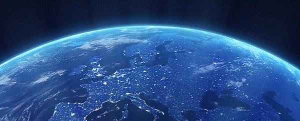 А теперь давайте представим, что мы исчезли в одно мгновение... Допустим, Танос уничтожил человеческое население на Земле в одно мгновение.