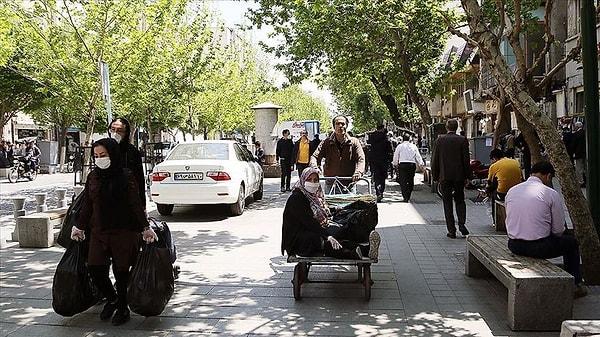 İran'da Kovid-19 nedeniyle hayatını kaybedenlerin sayısı 68 arttı