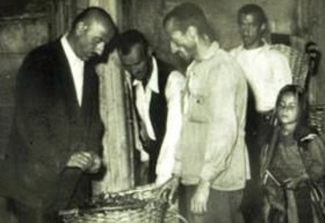 Ankara'da 1921 Nisanında ülkenin ekonomik ve sosyal sorunlarını görüşmek amacıyla bakanlık temsilciliklerinin katıldığı bir komisyon kuruldu.