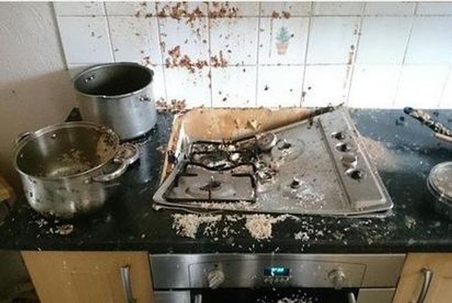 Düdüklü tencere yemeklerin hızlı pişmesi için sıklıkla kullanılan bir ürün.