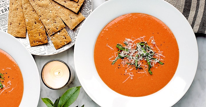 Kremalı Domates Çorbası Tarifi: Lezzeti Sizi Çok Şaşırtacak Olan Kremalı Domates Çorbası Nasıl Yapılır?
