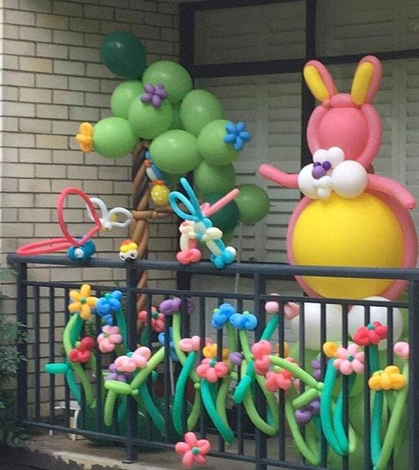 7. ''Arkadaşımın komşusu bir balon sanatçısı ve bu da onun balkonu.''