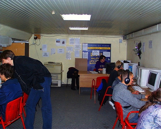 10. İnternet kafe