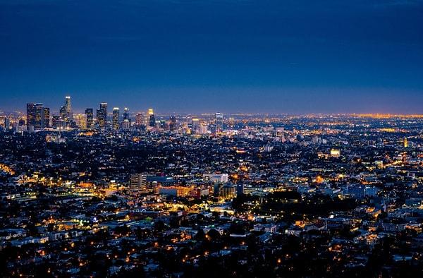 24. Los Angeles Belediye Meclisi; 2012 yılında, şehir genelinde pazartesi günleri et tüketilmemesi yönünde karar almıştır.