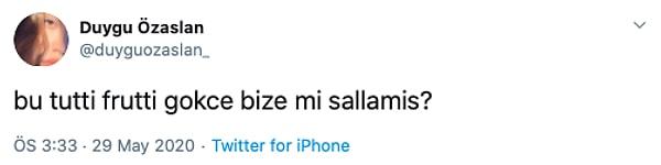 Sunny side up ego çıkışından sonra Twitter hesabı açan Duygu Özaslan da tepkisi bu şekilde gösterdi:
